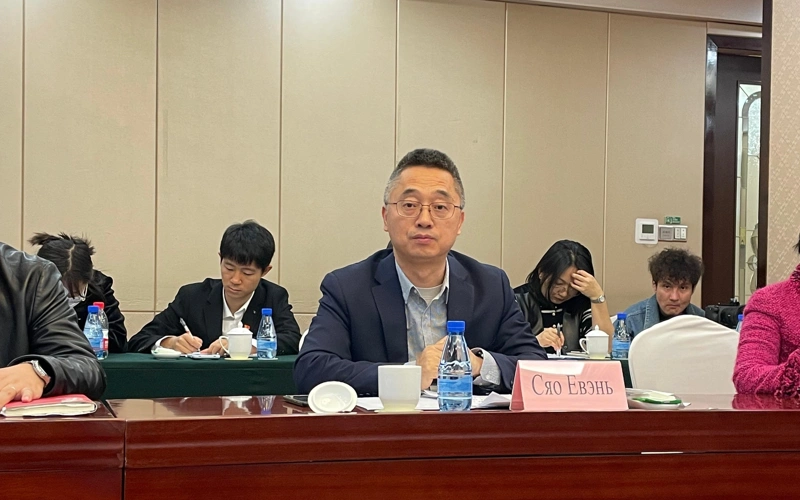 Шыңжаң-Ұйғыр автономиялық ауданы үкіметінің сыртқы байланыс жөніндегі кеңсе басшысының орынбасары Сяо Евэнь