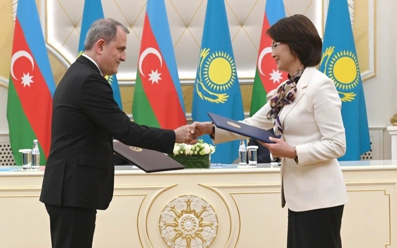 President Tokayev, Aliyev sign bilateral documents after talks in Astana