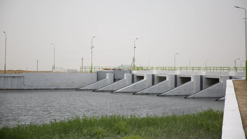 13-тыс тонн бутового камня не доставлено для восстановления Кокаральской плотины