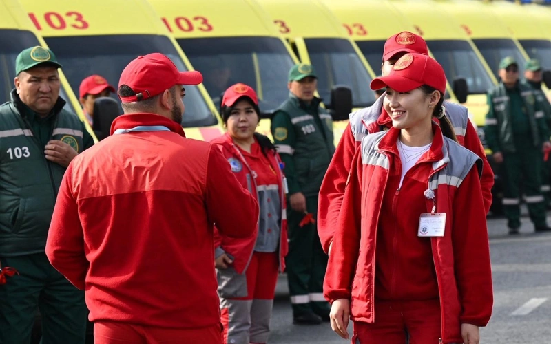 В преддверии Дня Республики в Алматы обновили автопарк скорой медицинской помощи