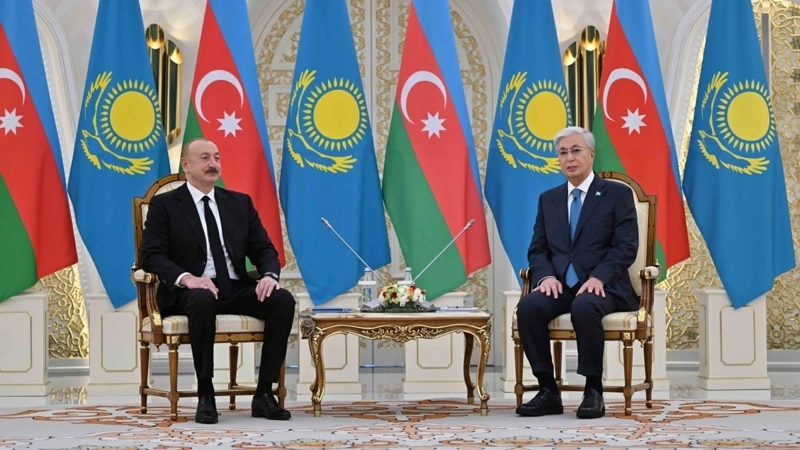 Тоқаев ва алиев