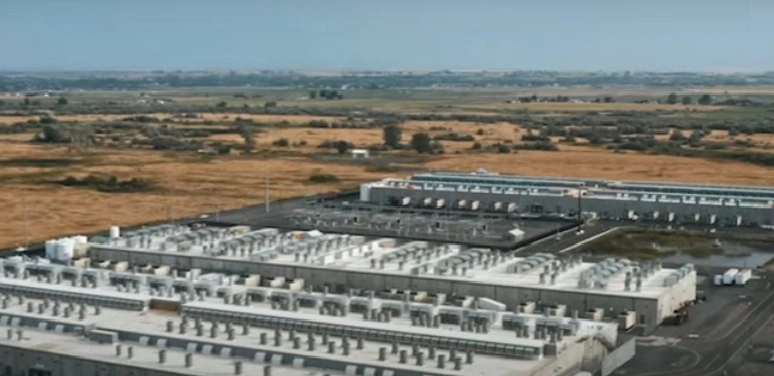 Amazon, data center, nuclear power