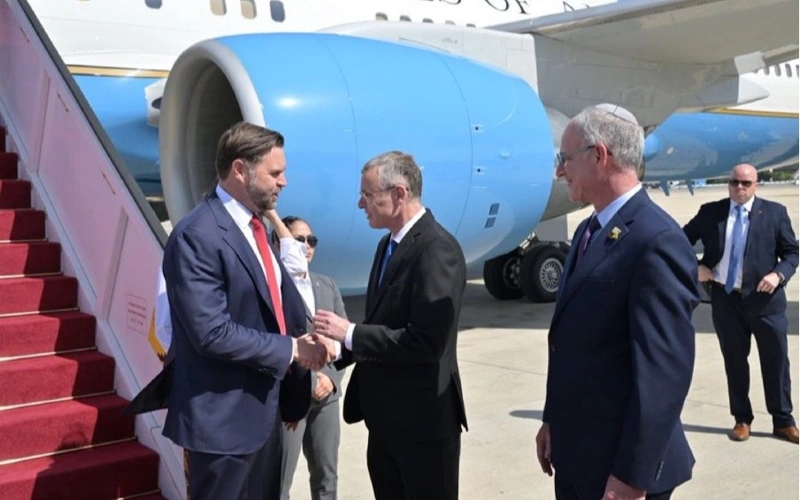 Вице-президент США прибыл в Израиль для поддержки перемирия в секторе Газа