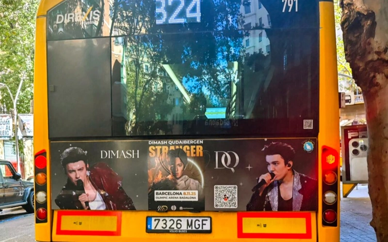 Испанские фанаты запустили автобусную рекламу в честь концерта Димаша в Барселоне