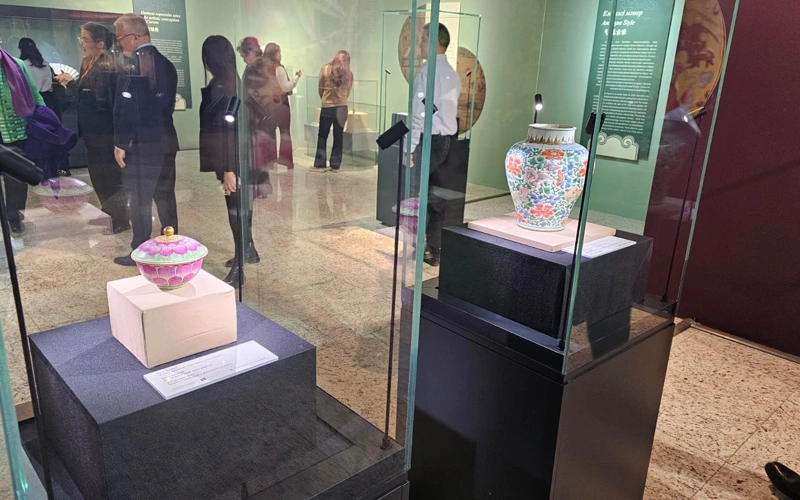 Ұлттық музейінде «Өркениет іздері – Қытайдың ежелгі қолөнер жауһарлары» атты көрме ашылды