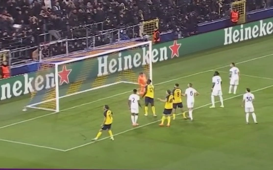 Сейв Анарбекова попал в подборку лучших голов Лиги чемпионов