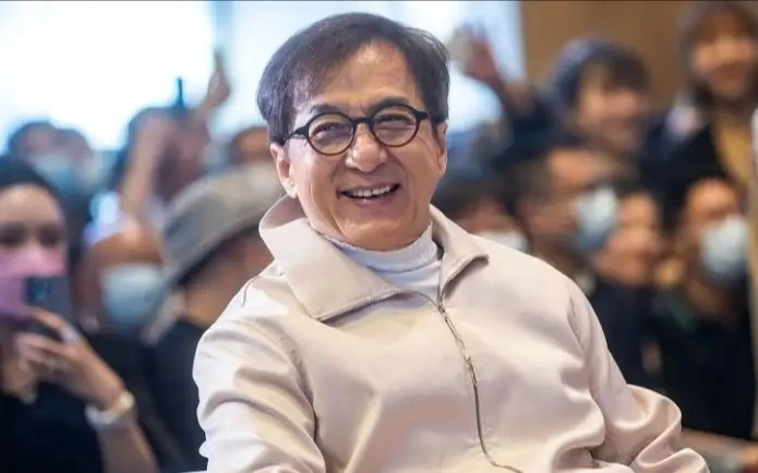 Джеки Чан Қазақстанда түсірілетін фильмнің режиссерін бекітті