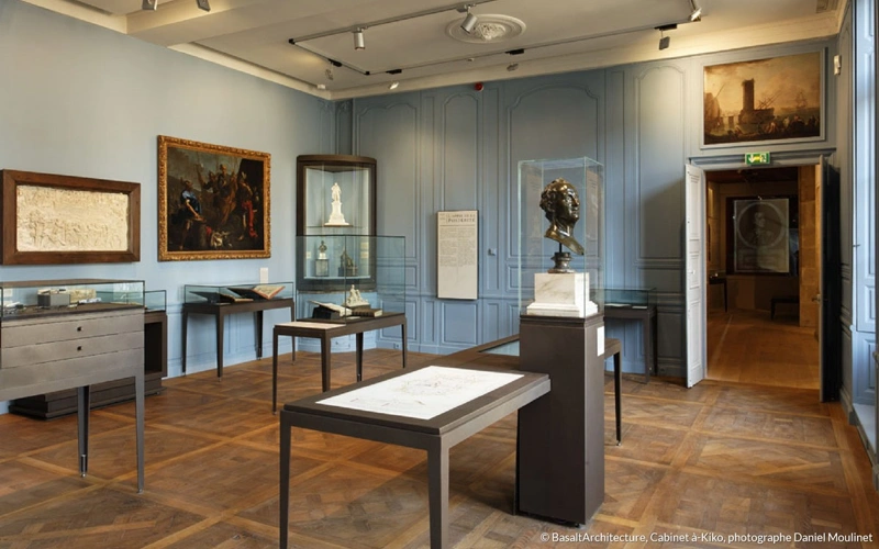 Действовали профессионально: во Франции ограбили еще один музей