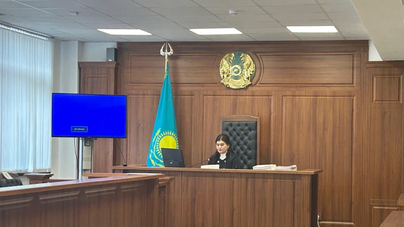 суд а