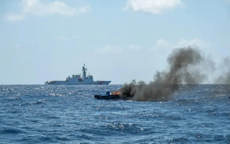 США впервые нанесли удар по «судну наркоторговцев» в Тихом океане