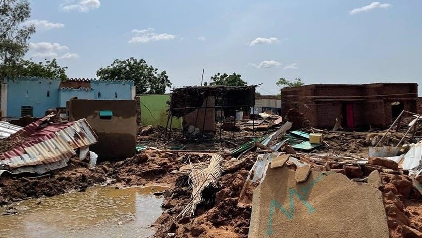 Үлкен бөкселері бар әйелдер олармен жыныстық қатынасқа түседі