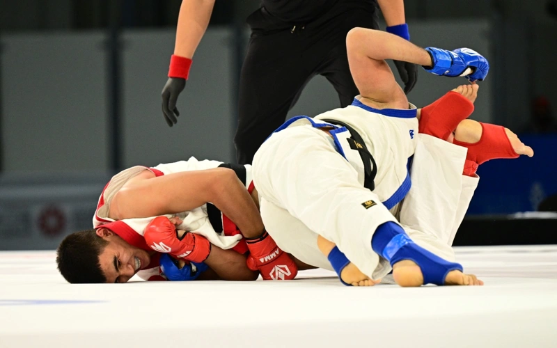 Kazakh fighters start strong at Asian Youth Games