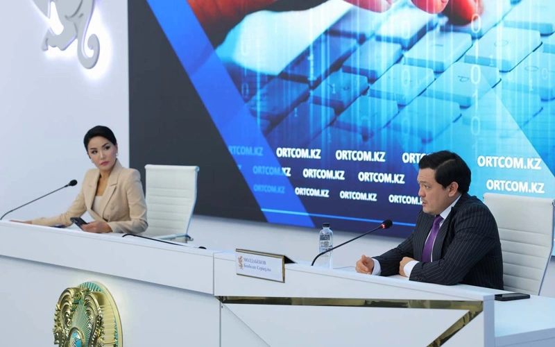 Ádilet vıtse-mınıstri onlaın senimhattardyń qaýipsizdigi men alıment óndirý júıesin túsindirdi 
