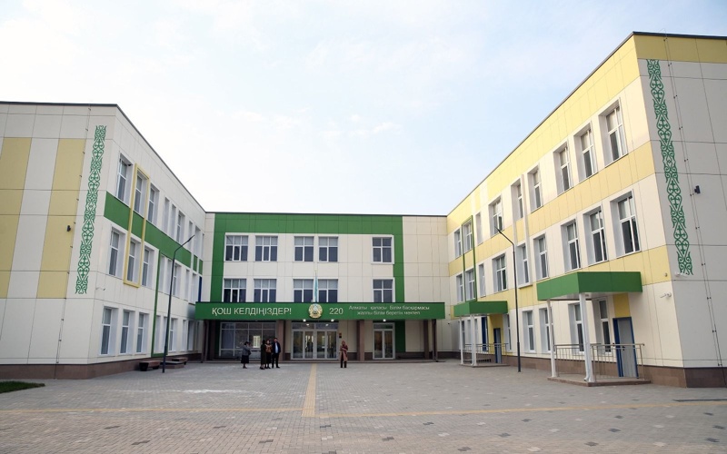 Respýblıka kúni qarsańynda Almaty qalasynda áleýmettik salany damytýǵa, qalalyq ınfraqurylymdy jańǵyrtýǵa, ómir súrý sapasyn arttyrýǵa jáne ekonomıkalyq áleýetti keńeıtýge baǵyttalǵan 60-tan astam joba júzege asyrýdyń sońǵy kezeńine jetti. 