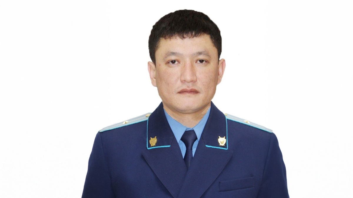 Порно транссексуалы трахают әйелді барлық тесіктер