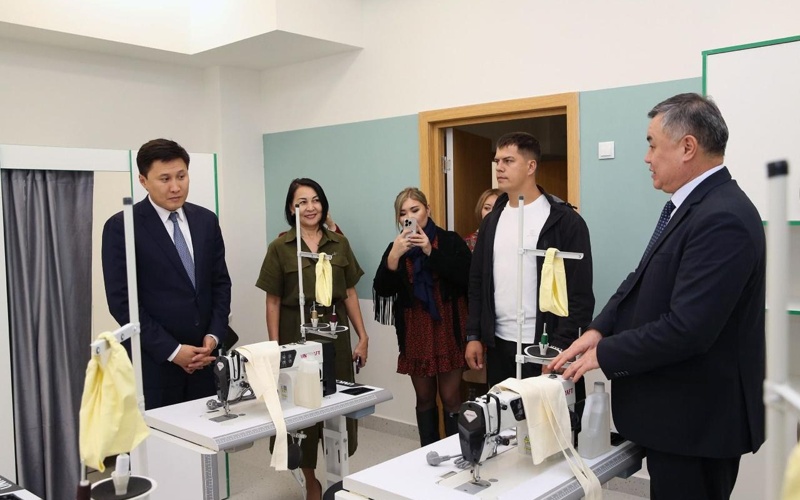 Almatyda Respýblıka kúnine oraı tórt jańa mektep ashyldy