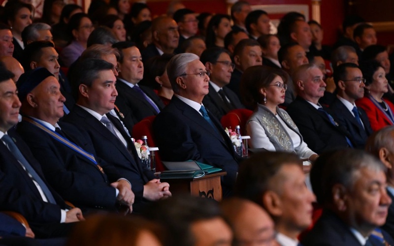 Касым-Жомарт Токаев посетил торжественный концерт по случаю Дня Республики Касым-Жомарт Токаев посетил торжественный концерт по случаю Дня Республики