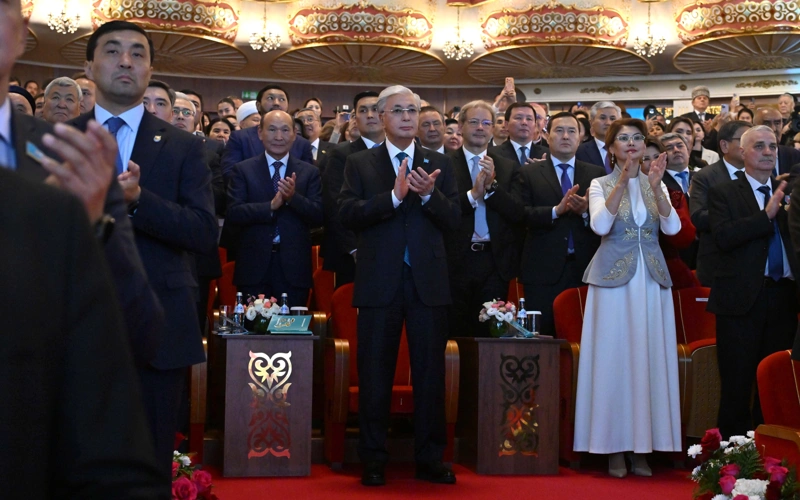 Kassym-Jomart Tokayev attends gala concert on occasion of Republic Day