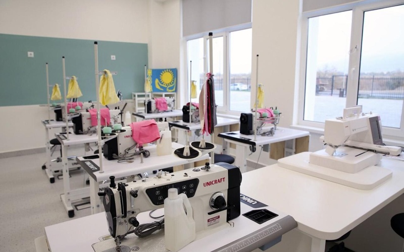 Almatyda Respýblıka kúnine oraı tórt jańa mektep ashyldy