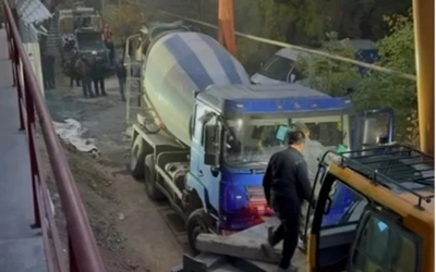 Ретро секс бейнелері Бастықпен жыныстық қатынас