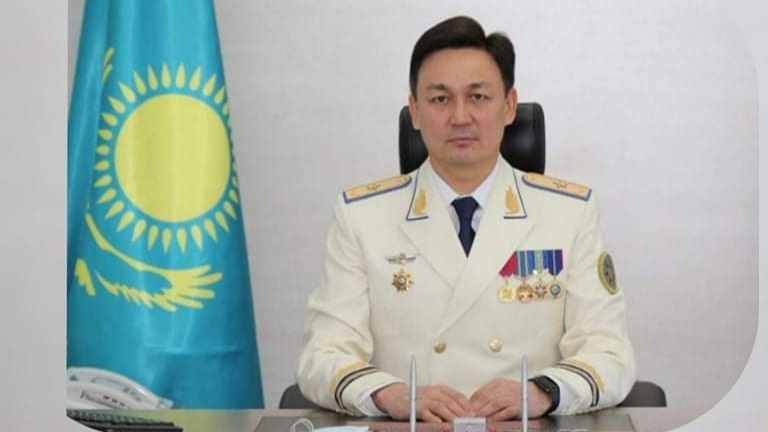 Бір жігітке жұлқынуға көмектесті Лара Крофттың секс сахнасы