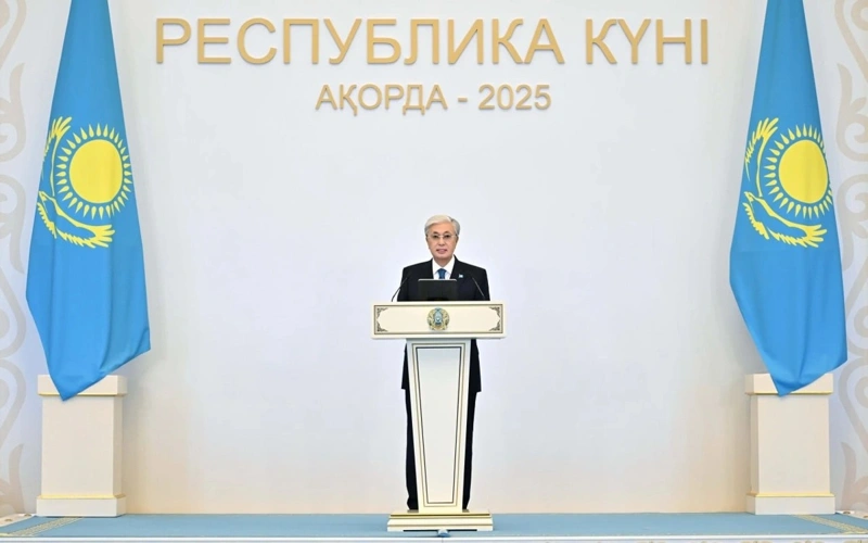 Kassym-Jomart Tokayev congratulates Kazakhstanis on Republic Day