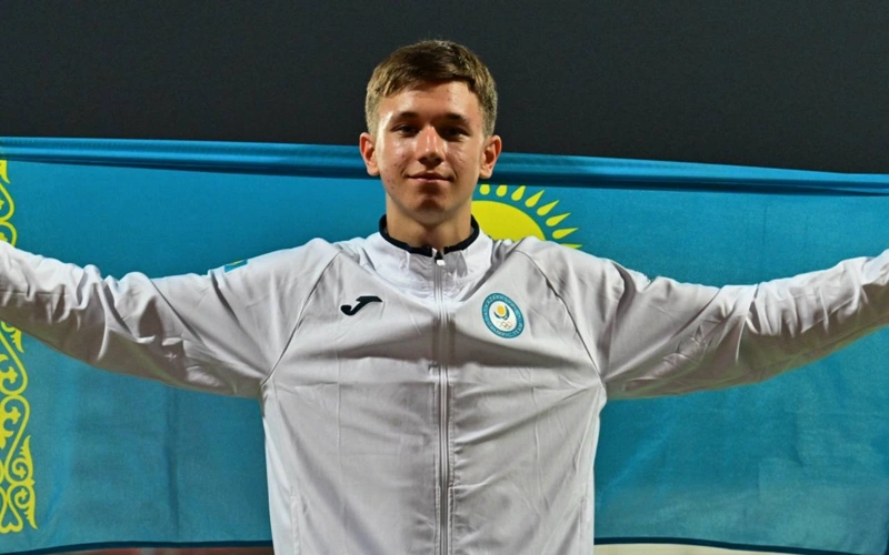 Maksım Sajnev Azııa oıyndarynda altyn medal jeńip aldy