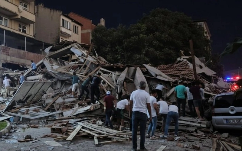 Túrkııanyń Balykesır provıntsııasynda 6,1 baldyq jer silkinisi tirkeldi