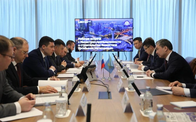 Министр промышленности и строительства РК Ерсайын Нагаспаев в рамках рабочей поездки в Москву провёл встречу с министром промышленности и торговли РФ Антоном Алихановым.