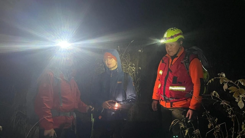 Спасатели спустили туриста с четырехтысячной высоты в Алматы