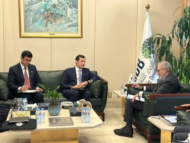 Tajikistan and IsDB discuss cooperation and support for Rogun hydroelectric power station