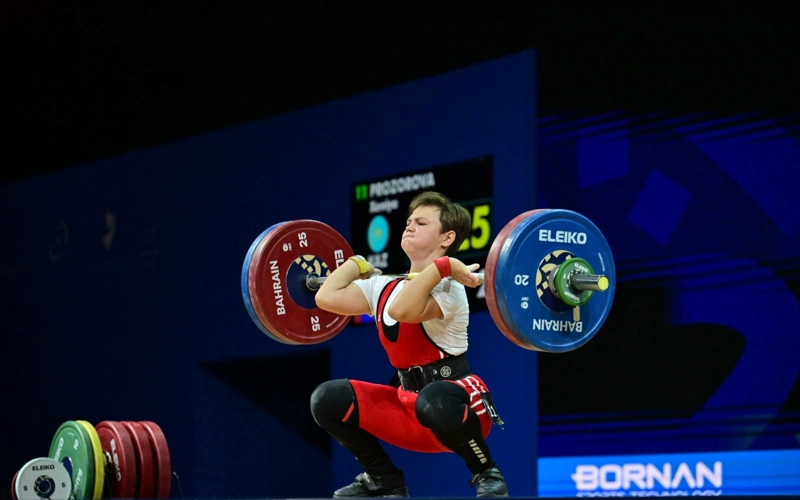 Ауыр атлет Ксения Прозорова жасөспірімдер Азиадасында екінші медалін жеңіп алды