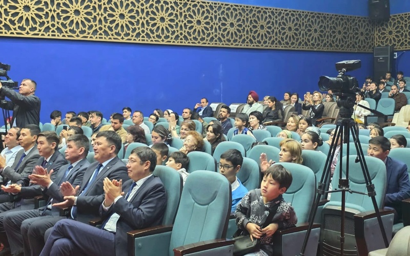 Дни казахстанского кино начались в Душанбе о