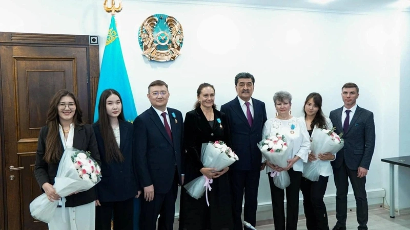 Tazy and Tobet dog handlers honored in Kazakhstan