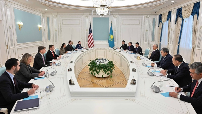 Касым-Жомарт Токаев встретился со спецпредставителем Трампа и замгоссекретаря США Касым-Жомарт Токаев встретился со спецпредставителем Трампа и замгоссекретаря США