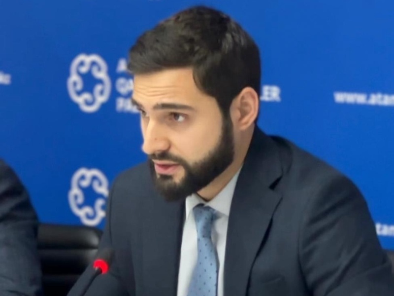 Вячеслав Лазарев \