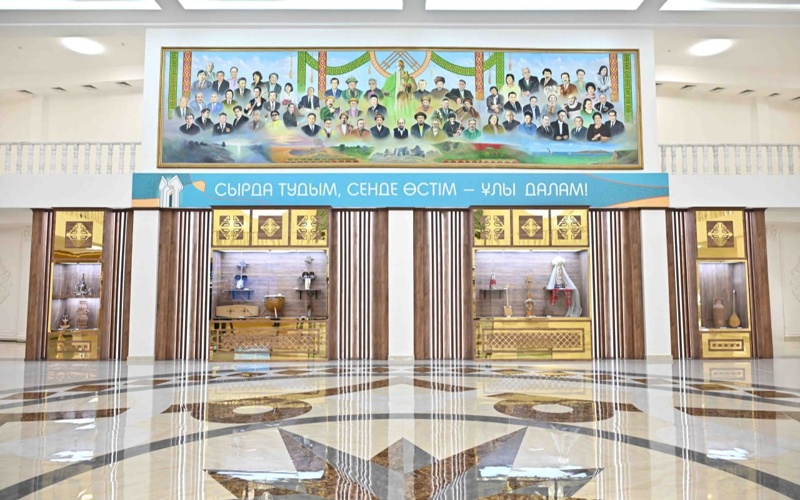 Президент оценил работу нового Центра искусств в Кызылорде Президент оценил работу нового Центра искусств в Кызылорде