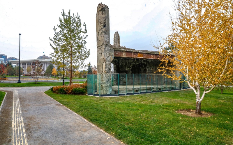 Алматыда Президент резиденциясы орнындағы жаңа саябақ қалай түрленді