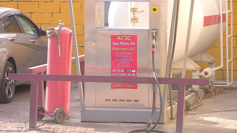 Автовладельцы жалуются на нехватку автогаза в Шымкенте