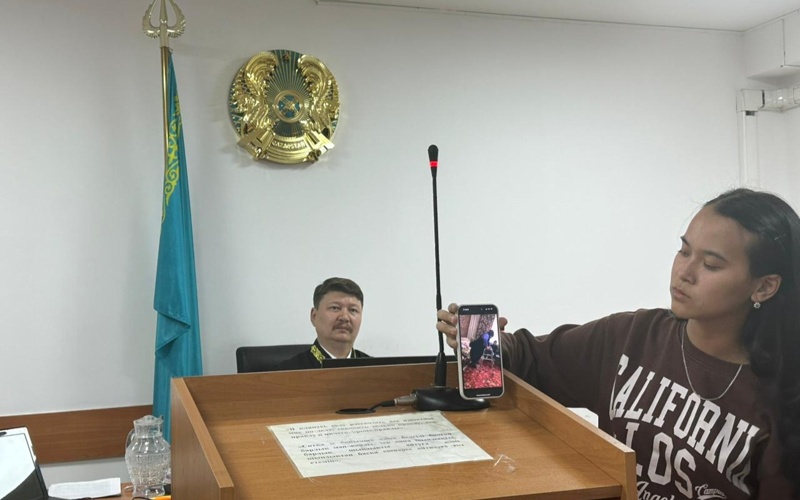 Суд над «Казахским Робин Гудом»: просмотр видео вызвал перепалку