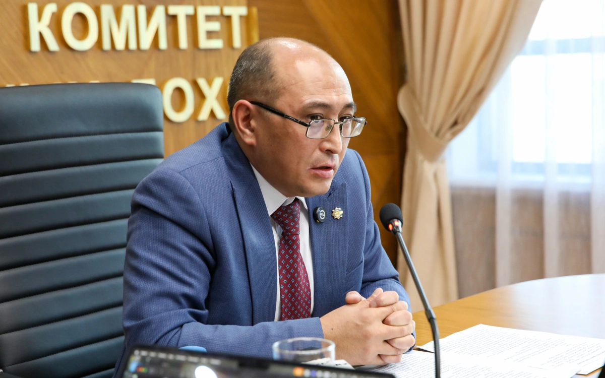 Есекінде үлкен ойыншықтары бар қыздар онлайн