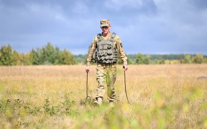 әскери байланысшы