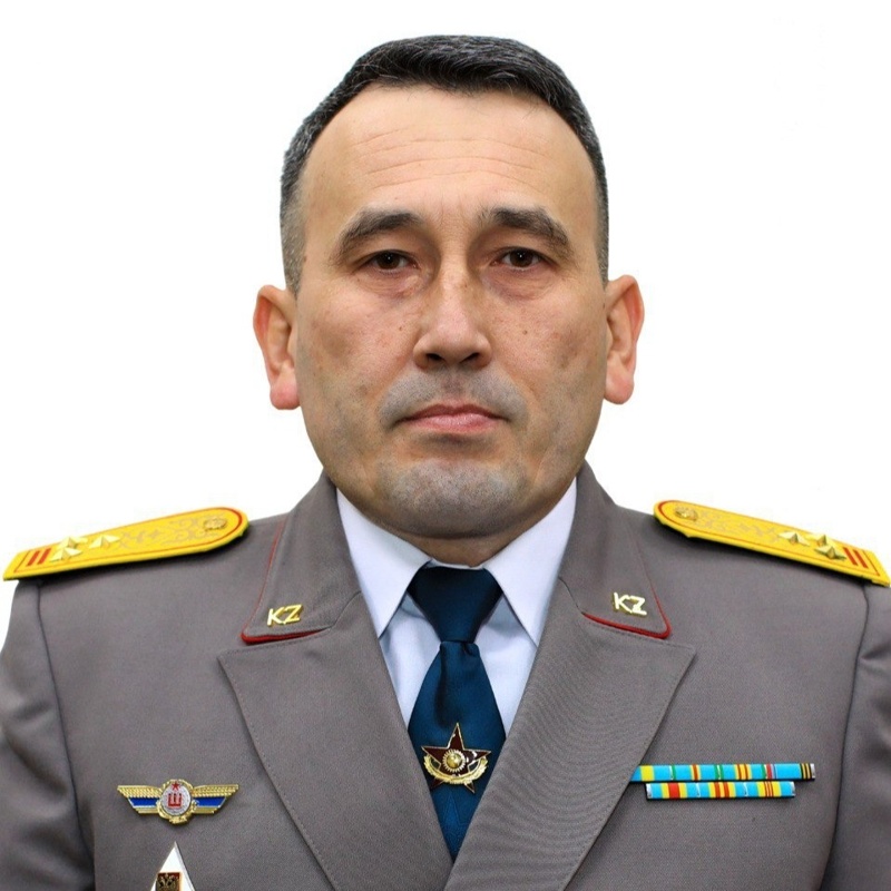 ҚР ҚК Бас штабы Байланыс департаментінің бастығы полковник Асан Әкішев