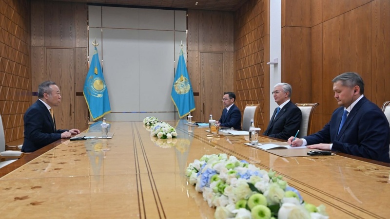 Мемлекет басшысы Бейжің Тіл және мәдениет университетінің президенті Дуань Пэнді қабылдады Мемлекет басшысы Бейжің Тіл және мәдениет университетінің президенті Дуань Пэнді қабылдады