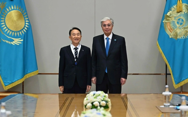 President thanks Sung Kyung Kim for opening Woosong University branch in Turkistan