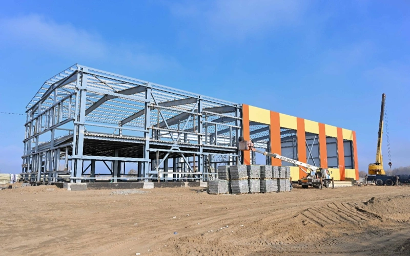 На каком этапе строительство трех физкультурно-оздоровительных комплексов в Семее