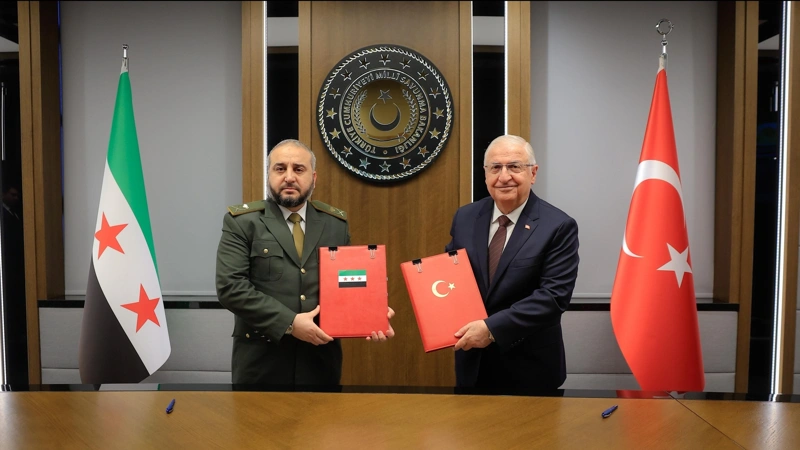 Турция начала обучение сирийских военных в своих академиях