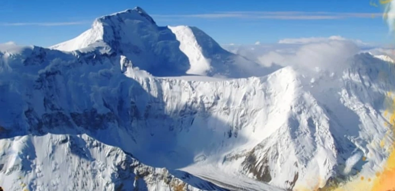 Тәжікстанда алып мұз бөлінді