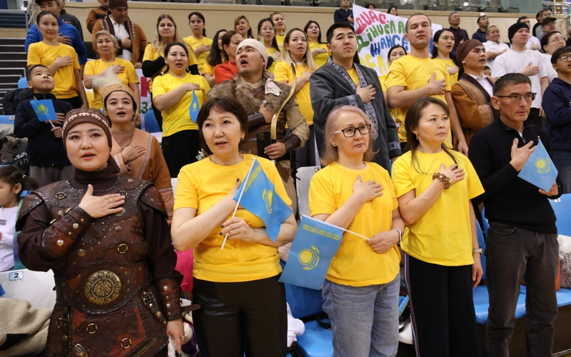 Үлкен мүшесі әдемі қызды трахает ххх Наталья Вавилова.