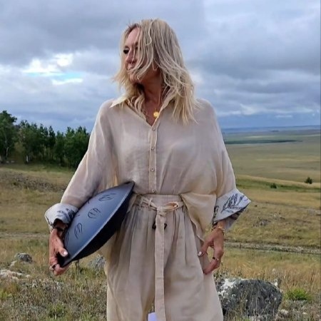 Людмила Бузина а